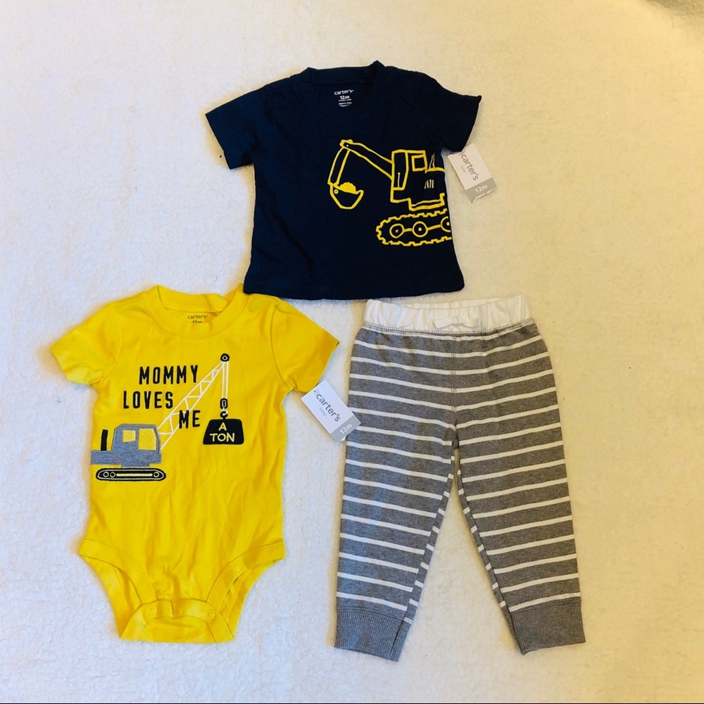 CARTER’S bundle outfit Size 12m